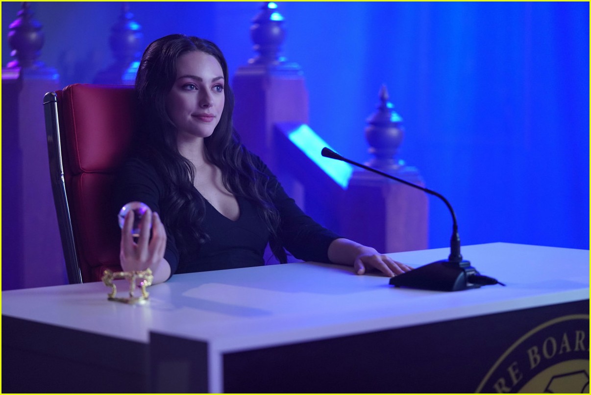 find out when legacies returns to the cw 01