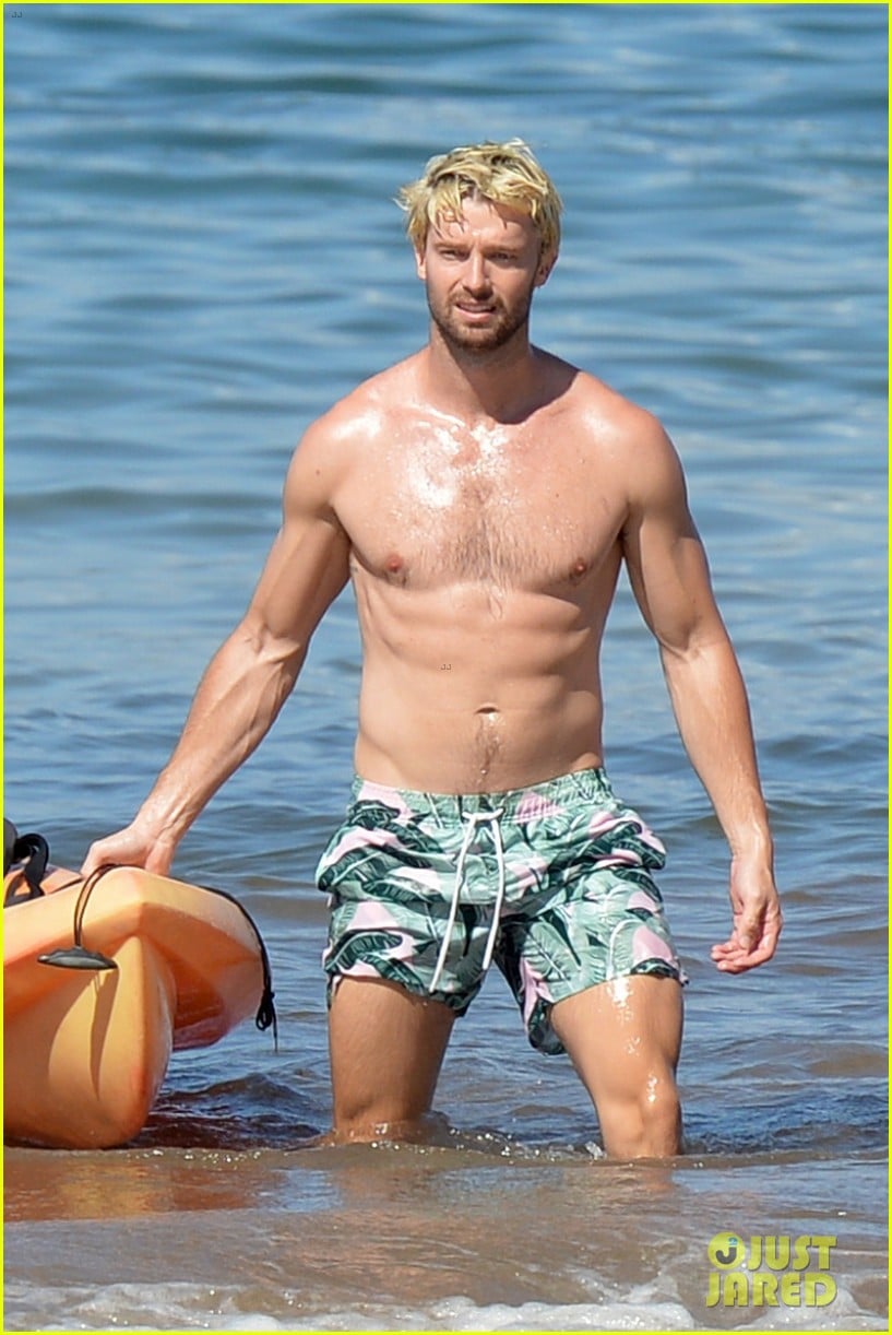 patrick schwarzenegger shows off fit physique in hawaii 02