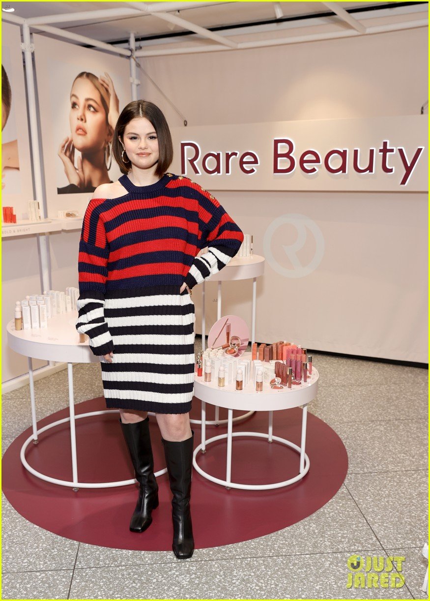selena gomez shares open letter to her rare beauty team 03