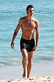 shawn mendes shows off his shirtless bod at the beach 01