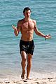 shawn mendes shows off his shirtless bod at the beach 18