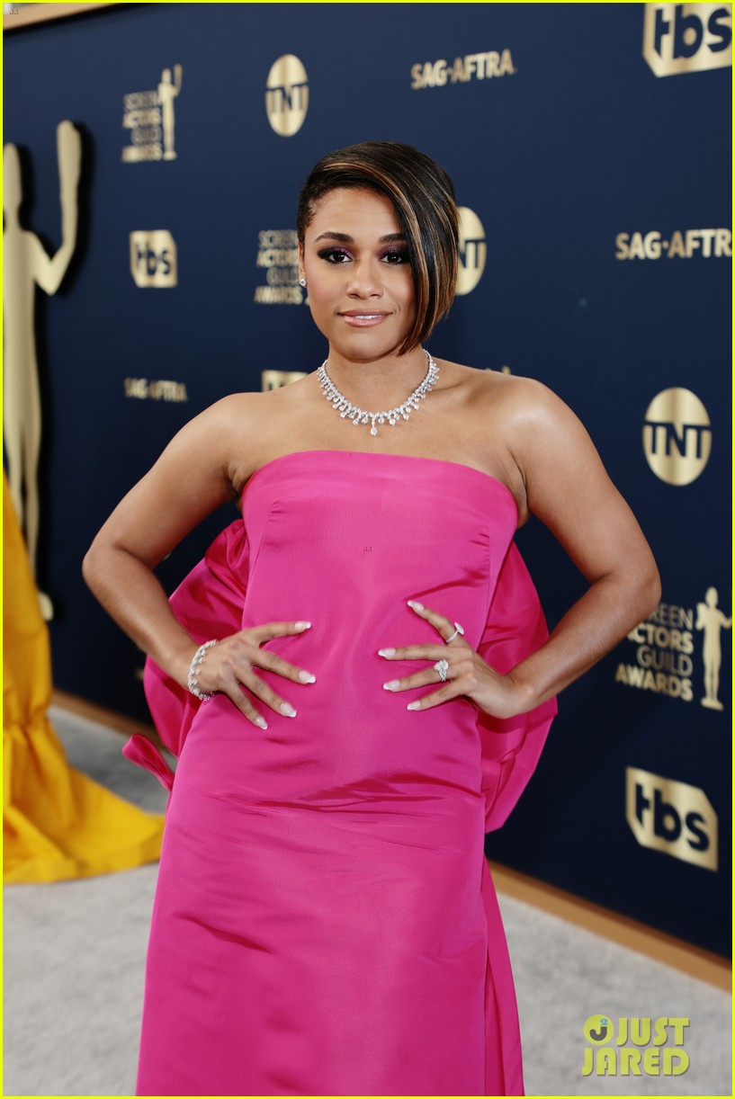 Full Sized Photo of ariana debose is pretty in pink at sag awards 2022 ...