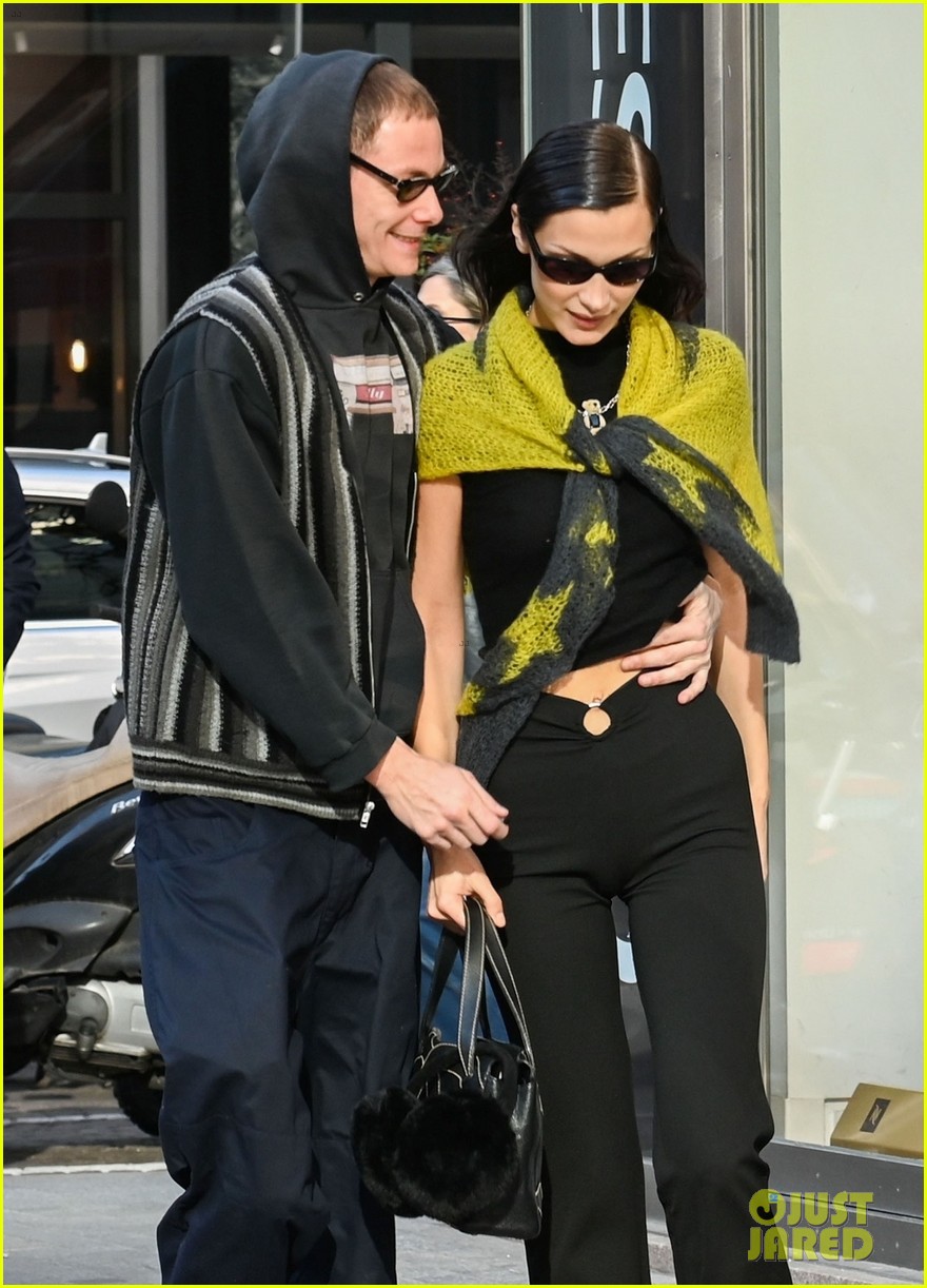 Bella Hadid & Marc Kalman Enjoy a Day Out in Milan | Photo 1339322