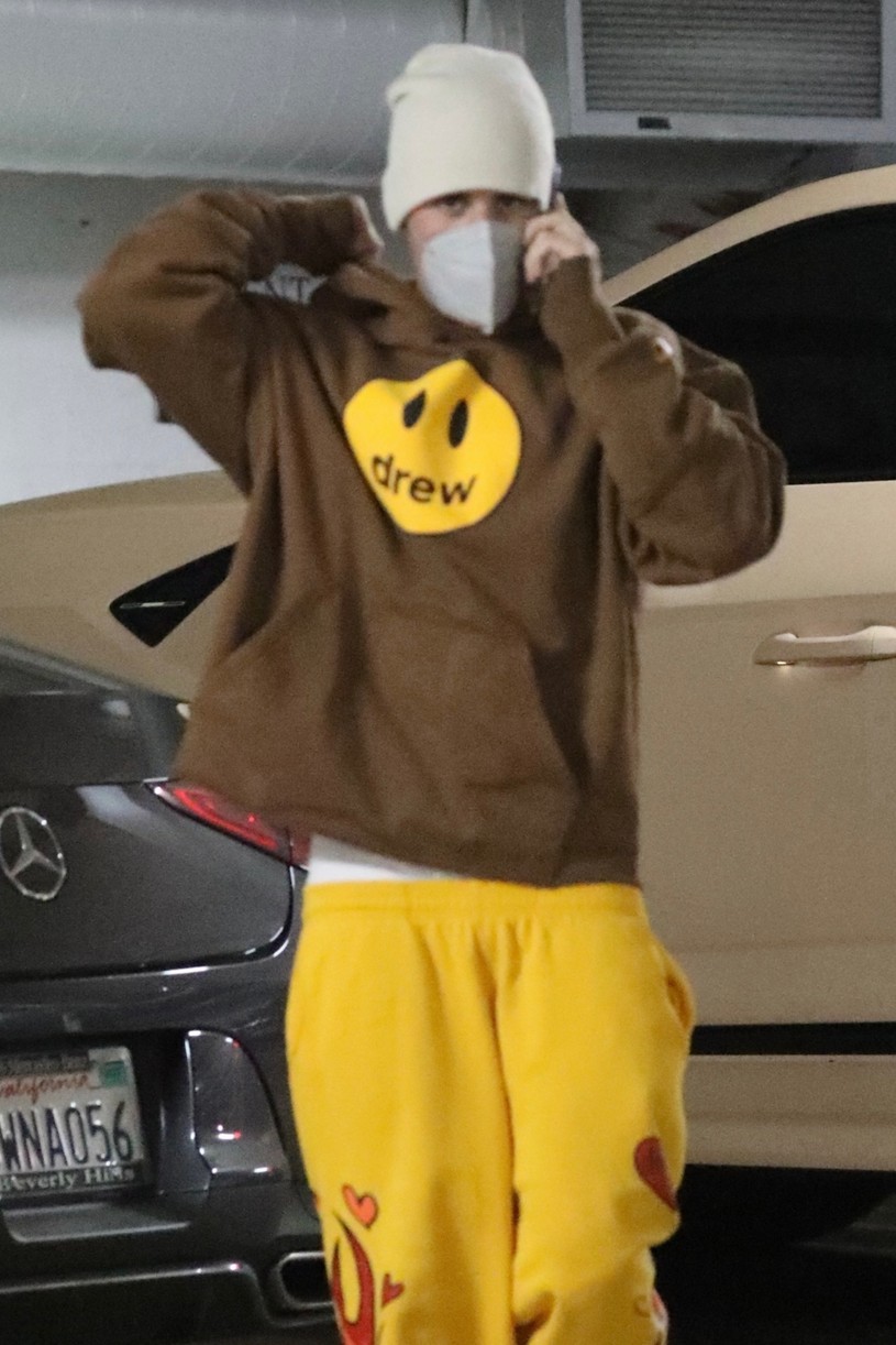 justin bieber phone call sighting since covid pos 16