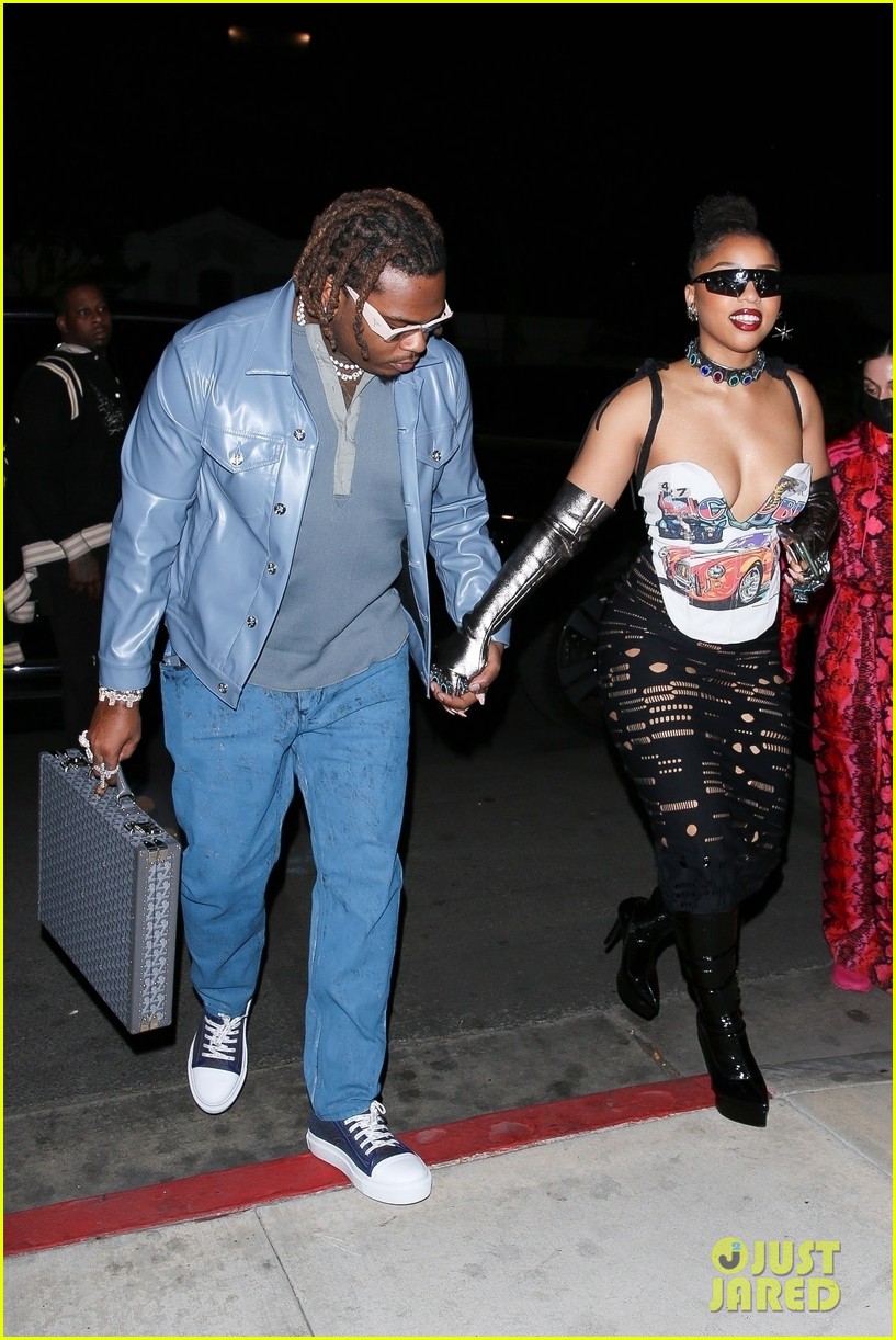 Chloe Bailey Holds Hands With Gunna Basically Confirming Dating Rumors Photo 1337989 Photo 5973