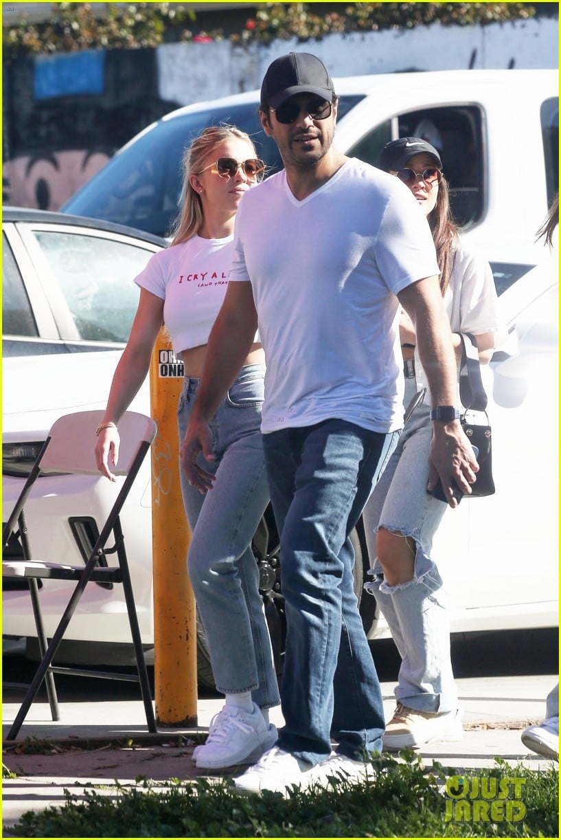 Full Sized Photo of sydney sweeney boyfriend jonathan davino enjoy day