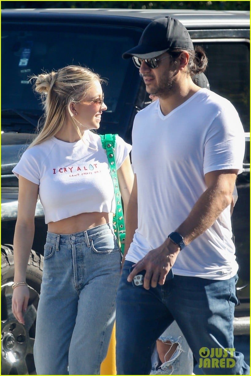 Full Sized Photo Of Sydney Sweeney Boyfriend Jonathan Davino Enjoy Day ...