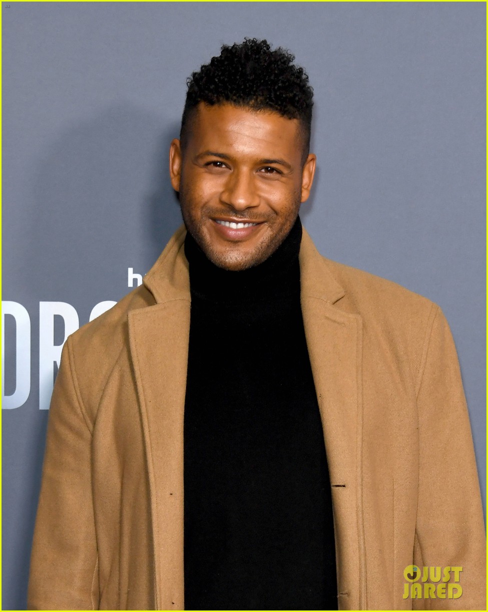 Dylan Gavin Leatherwood & More Attend 'The Dropout' Premiere