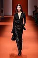 bella gigi hadid slay the runway in tods milan fashion show 01