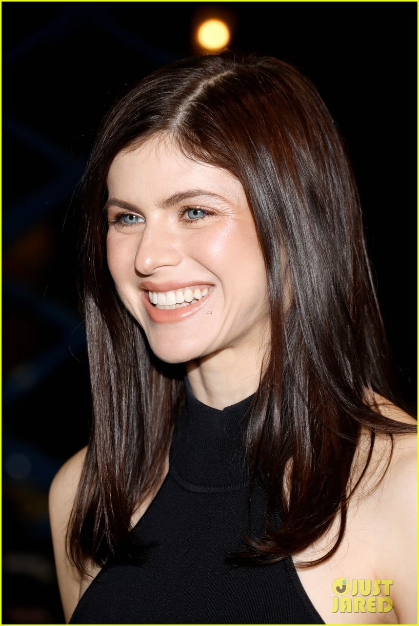 Ross Butler & Alexandra Daddario Attend SAG Awards Media Preview
