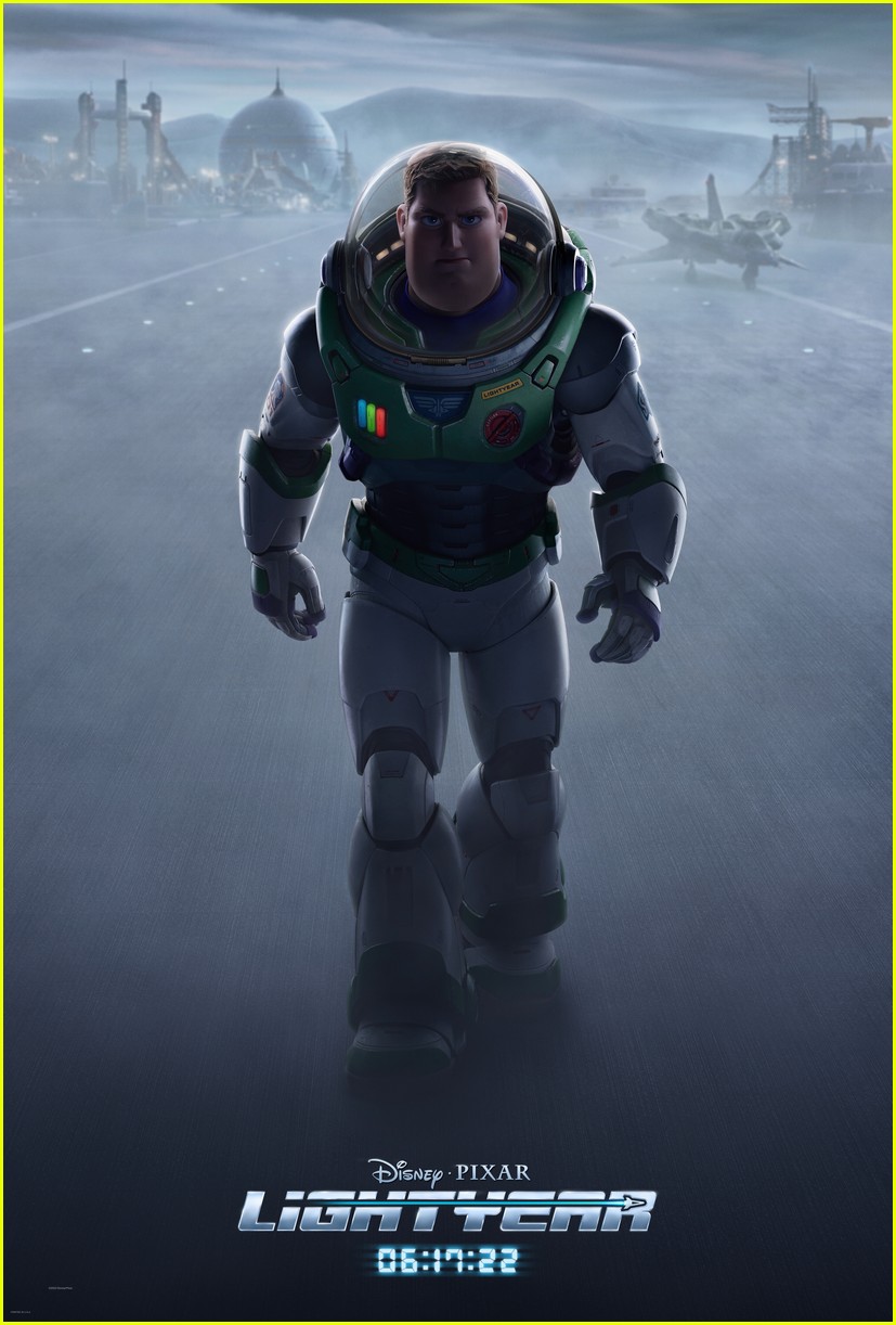 Buzz Lightyear Origin Story Movie Lightyear Debuts New Trailer