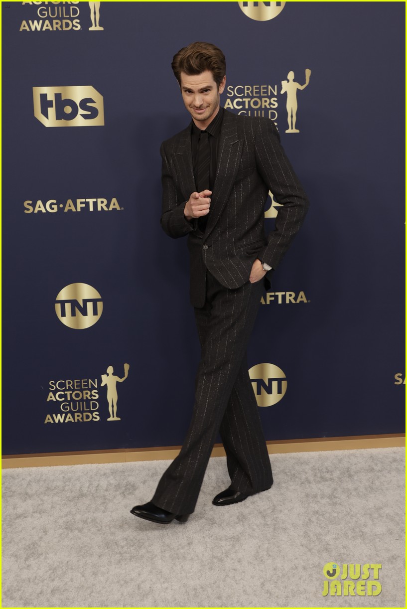 Vanessa Hudens & Andrew Garfield Step Out For the SAG Awards 2022