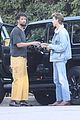 austin butler hugs a friend while meeting up in la 07
