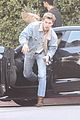 austin butler hugs a friend while meeting up in la 14