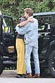 austin butler hugs a friend while meeting up in la 24