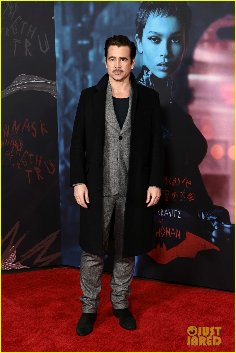 batwoman stars attend the batman premiere 14
