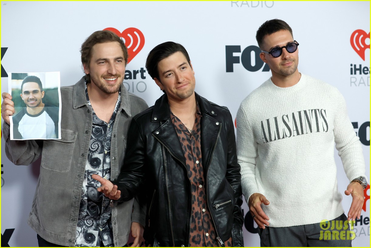 why dont we big time rush step out for iheartradio awards 02