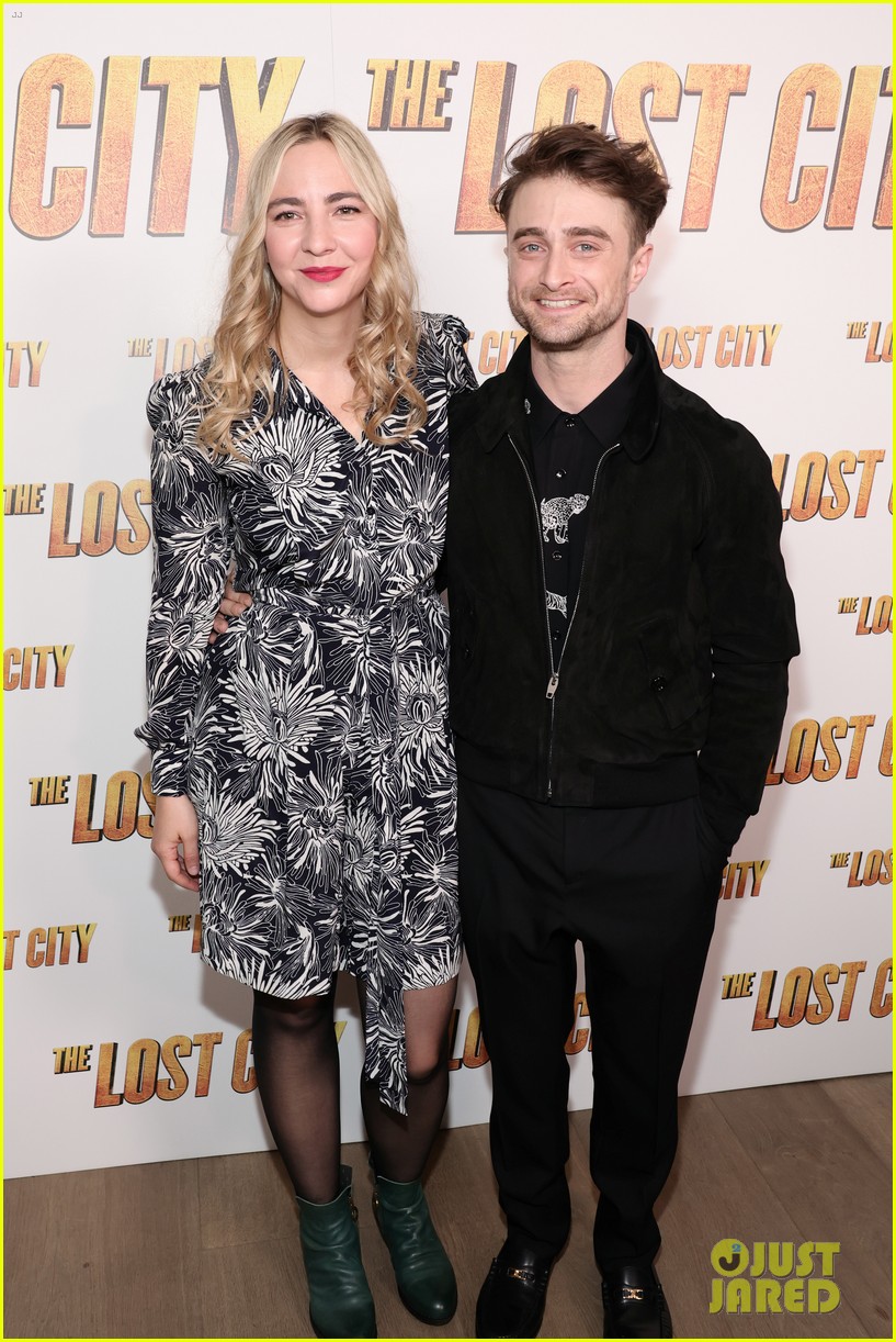 Daniel Radcliffe & Longtime Girlfriend Erin Darke Make Rare Red Carpet
