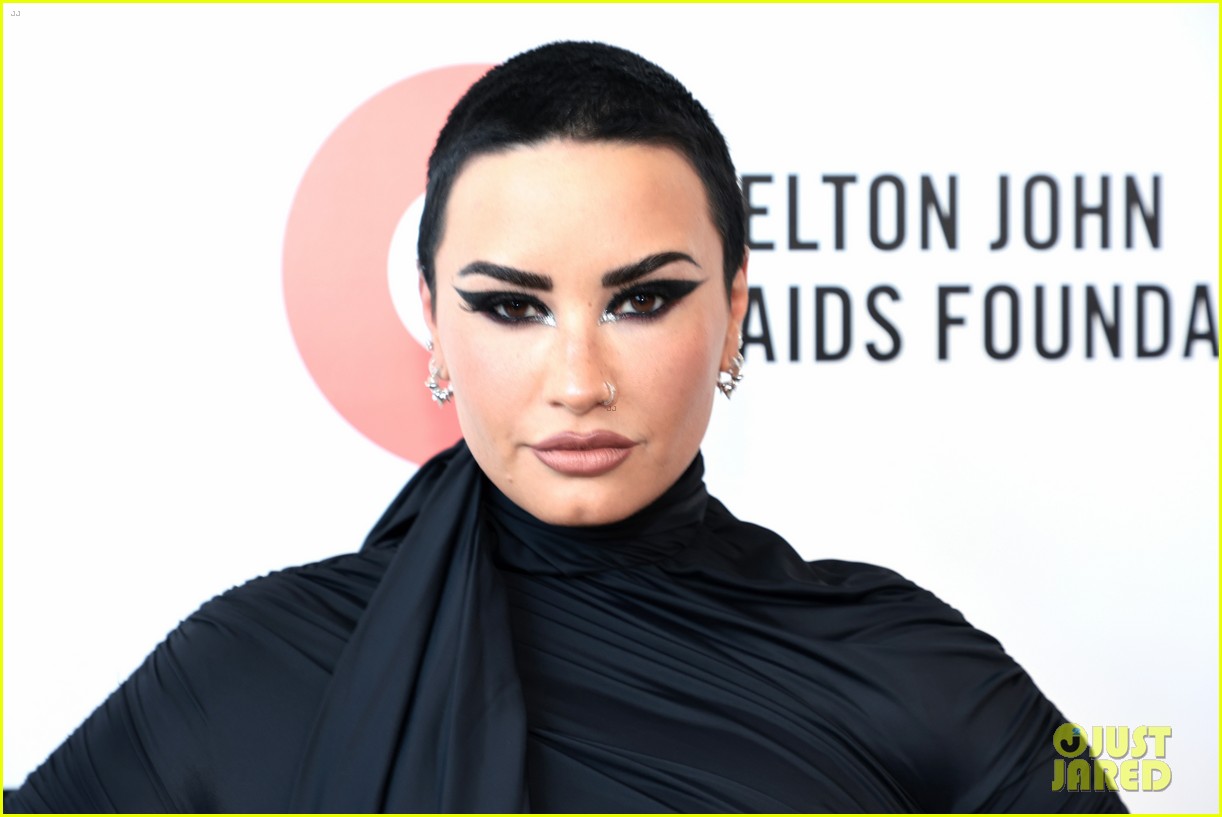 Demi Lovato, Lucy Hale & More Attend the Elton John AIDS Foundation's