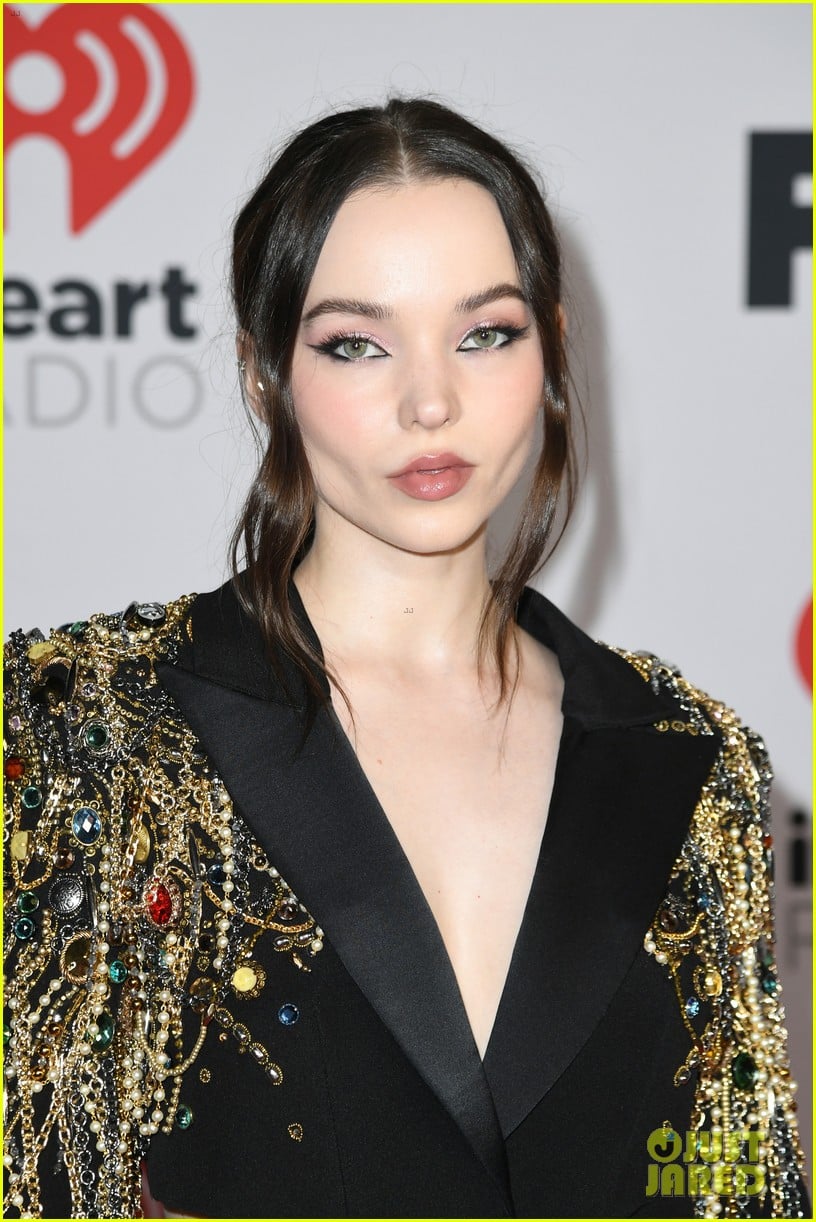 'Descendants' Stars Dove Cameron & Sofia Carson Attend iHeartRadio