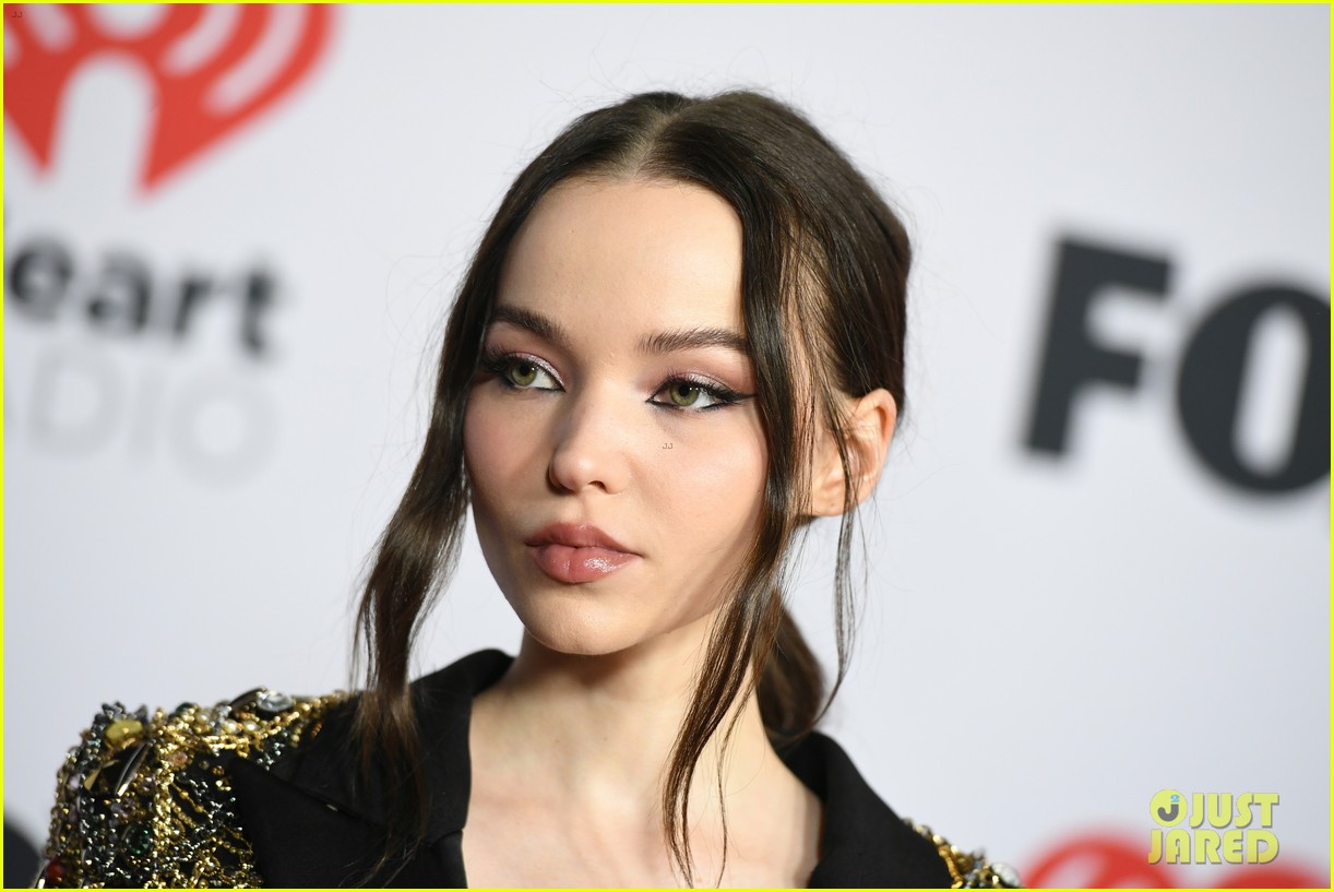 'Descendants' Stars Dove Cameron & Sofia Carson Attend iHeartRadio ...