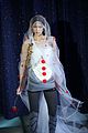 gigi hadid bella hadid vivienne westwood show 22