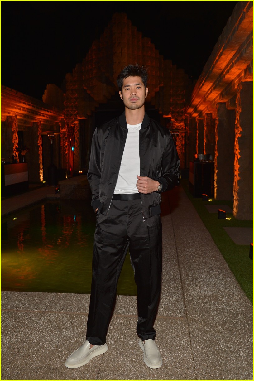 Joey King Steps Out for Hugo Boss Dinner with Ross Butler & More