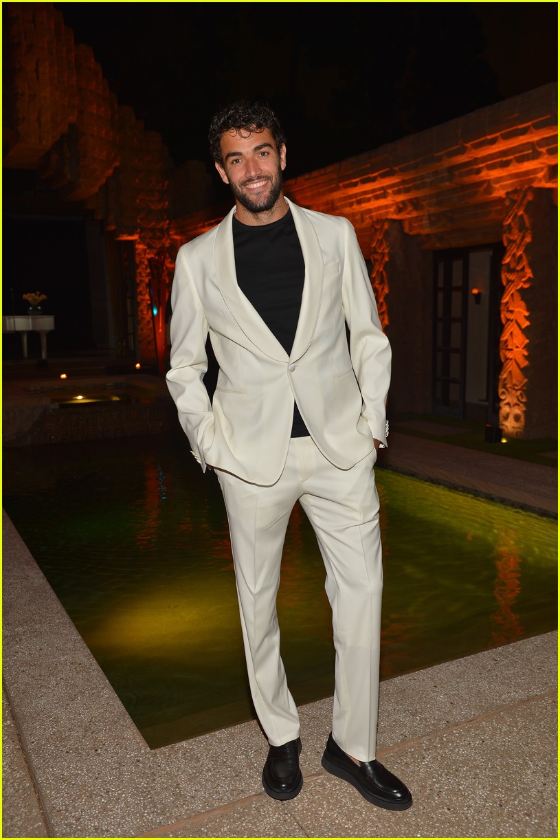 Joey King Steps Out for Hugo Boss Dinner with Ross Butler & More