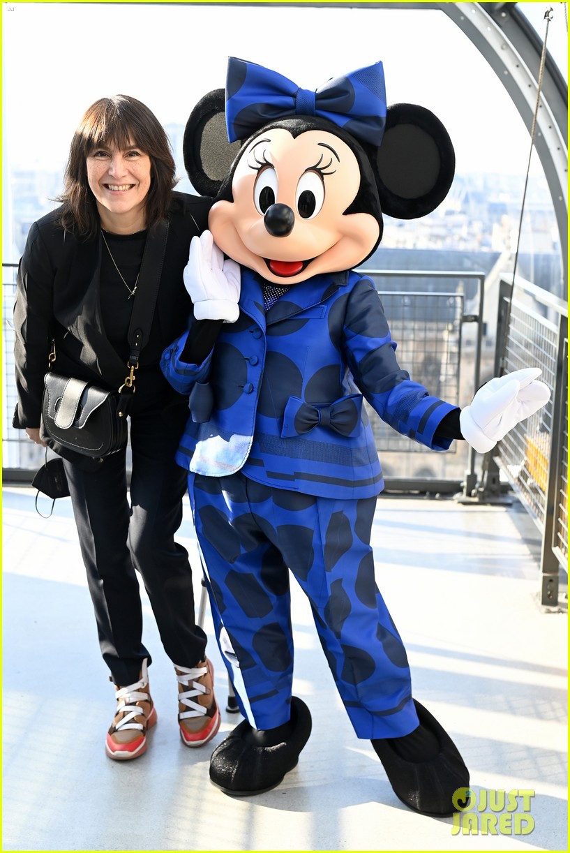 Disney Mickey & Minnie Mouse Varsity T-Shirt & Jogger Pants Pajama Set -  Macy's