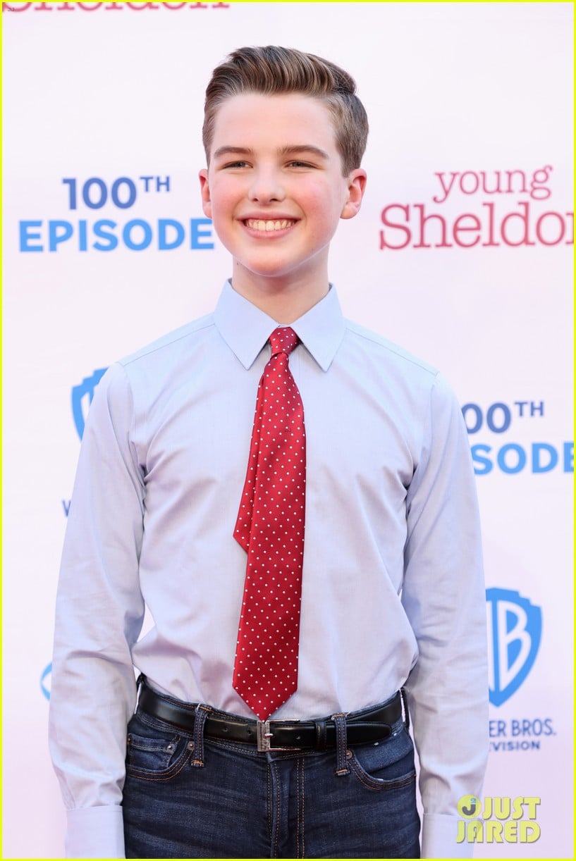 Iain Armitage & 'Young Sheldon' Cast Celebrate The Show's