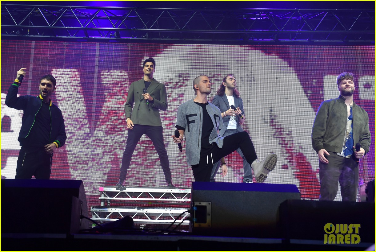 the wanted mourn the loss of bandmate tom parker 01