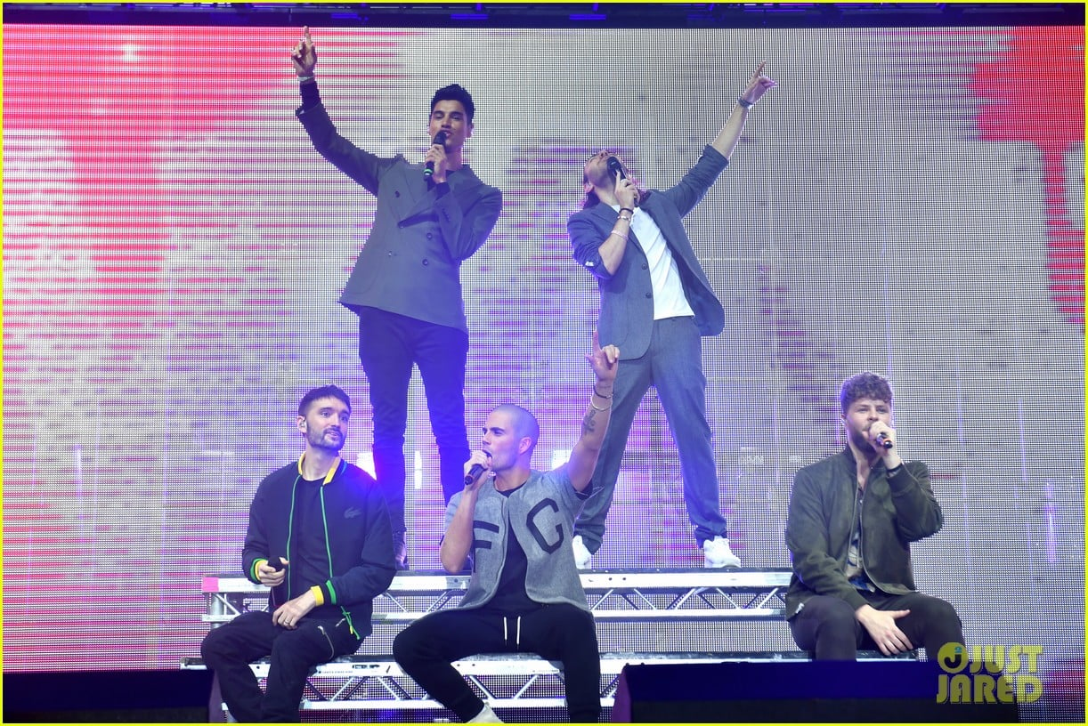 the wanted mourn the loss of bandmate tom parker 05
