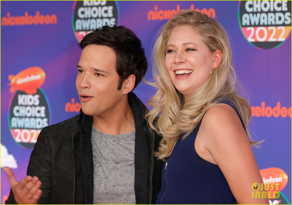 miranda cosgrove rob gronkowski kids choice awards 2022 23