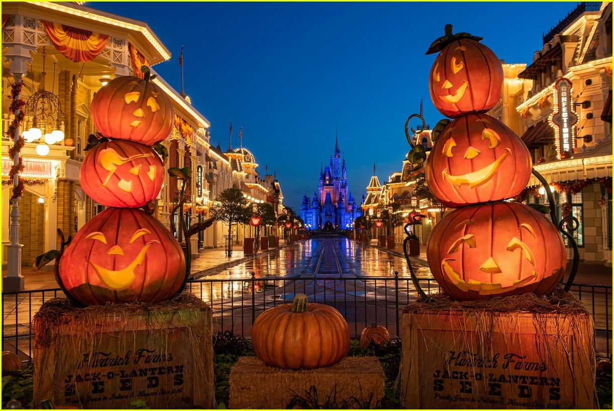 disney parks globally announce return of halloween events shows 03