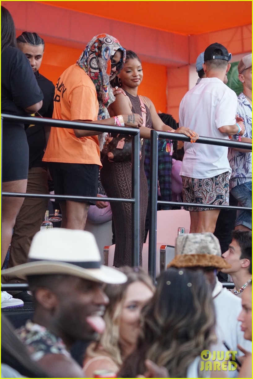 Halle Bailey Hangs Out With Boyfriend DDG at a Coachella Party | Photo
