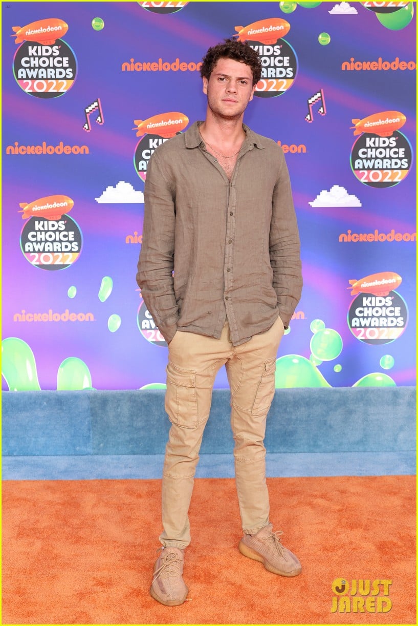 Full Sized Photo of jace norman danger force cast attend kids choice