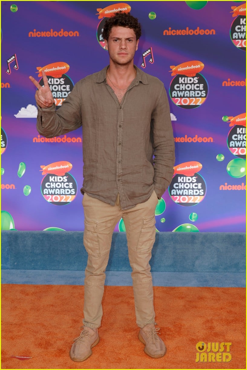 Jace Norman & 'Danger Force' Cast Attend Kids' Choice Awards After New ...