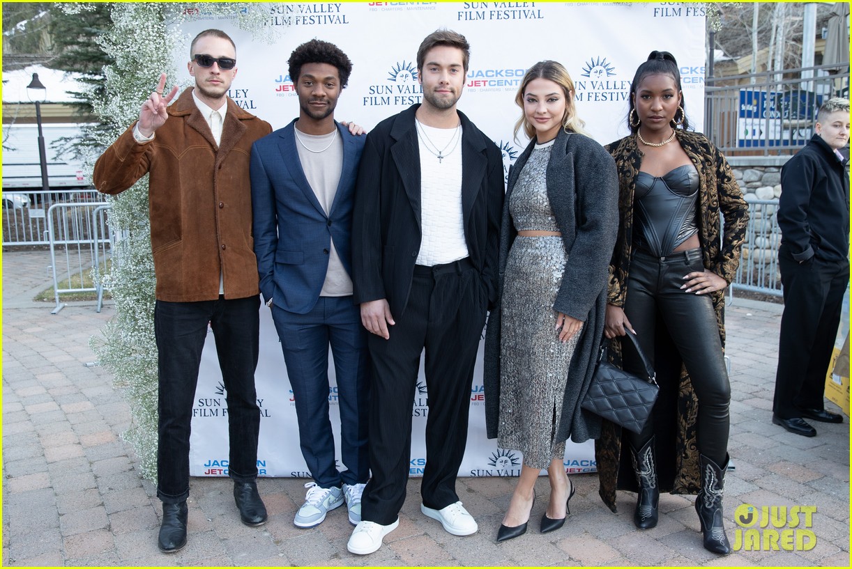 Full Sized Photo of outer banks cast sun valley film fest 08 | 'Outer ...