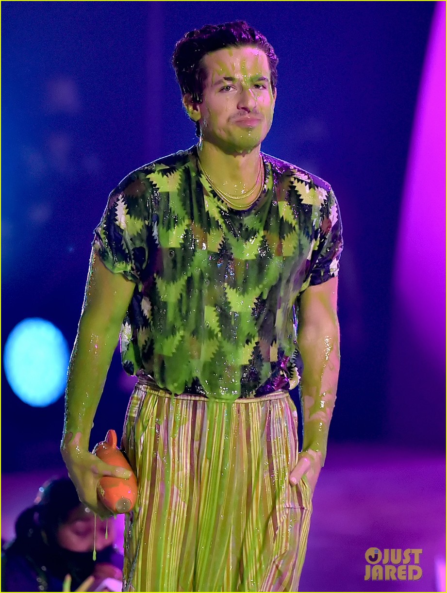 Charlie Puth Was Slimed So Hard at KCAs 2022, He Fell Down - Watch Now ...