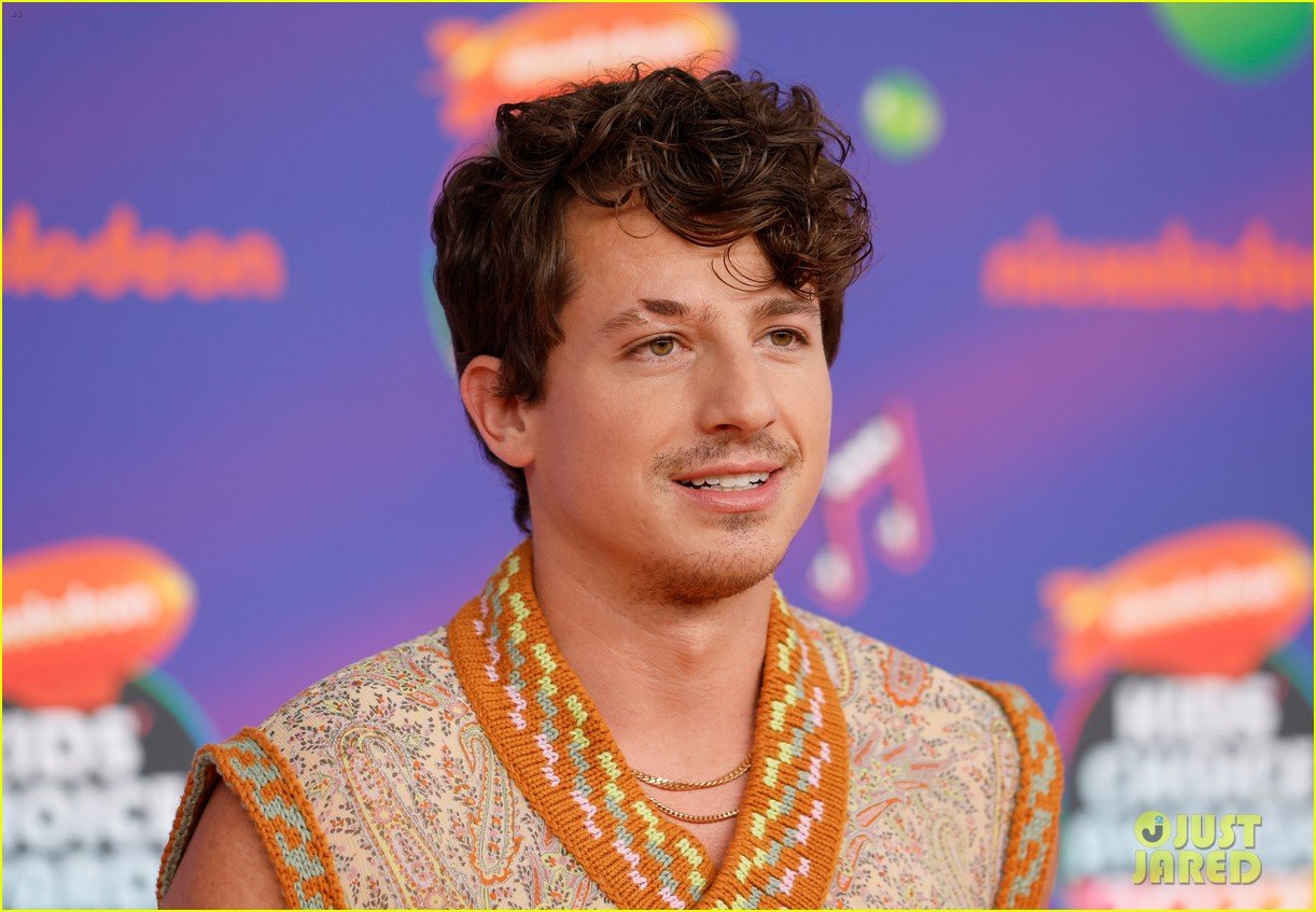 Charlie Puth Was Slimed So Hard at KCAs 2022, He Fell Down - Watch Now ...