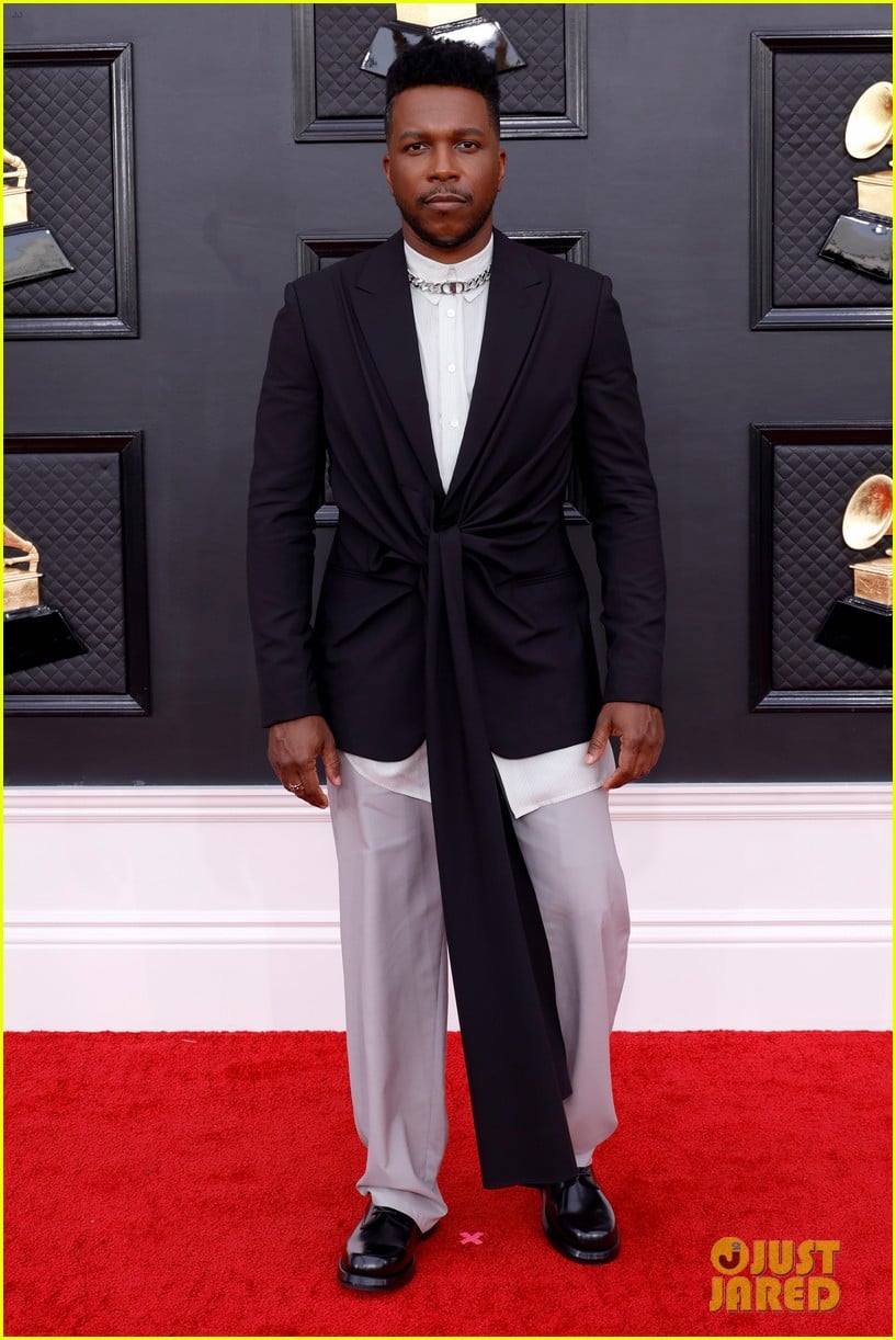 Rachel Zegler Boyfriend Josh Andres Rivera