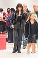 selena gomez gracie store surprise nyc pics 28