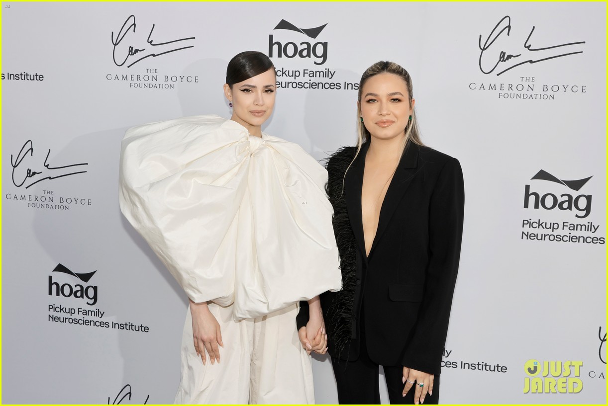 dove cameron sofia carson karan brar more attend cam for a cause gala 09