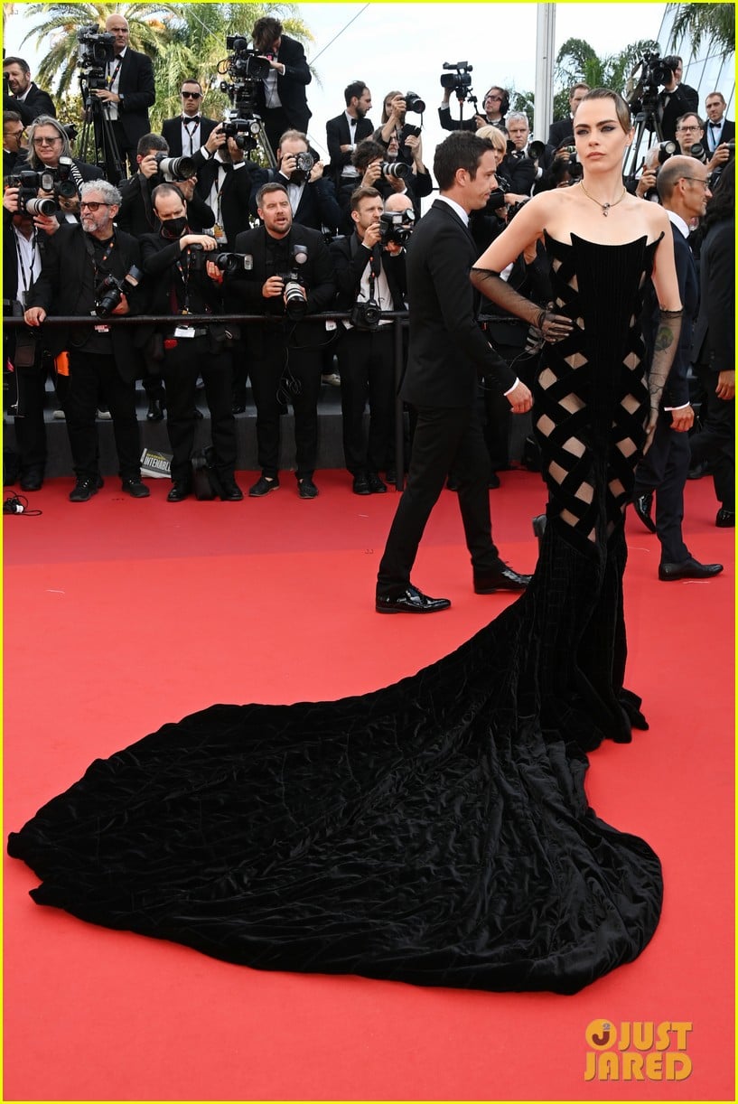 cara delevingne bella hadid claire holt step out for cannes film festival screening 01