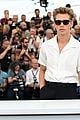 austin butler olivia dejonge tom hanks attend elvis photo call 19