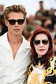 austin butler olivia dejonge tom hanks attend elvis photo call 20
