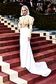 emma chamberlain looks super happy to be at the met gala 2022 21