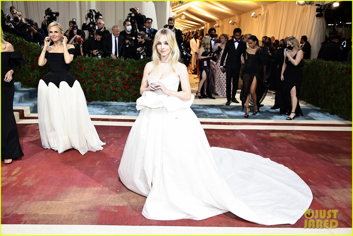 Full Sized Photo of sydney sweeney maude apatow make met gala debut