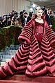 gigi bella hadid step out for met gala 2022 10