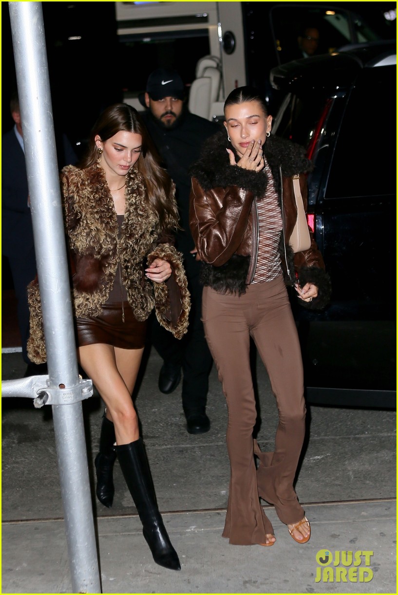 Kendall Jenner & Hailey Bieber Arrive in Style For a Pre-Met Gala Party ...